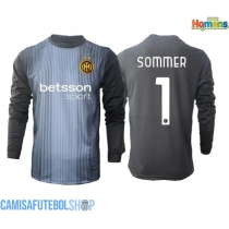 Camisa de time de futebol Inter Milan Yann Sommer #1 Goleiro Replicas 1º Equipamento 2025-26 Manga Comprida